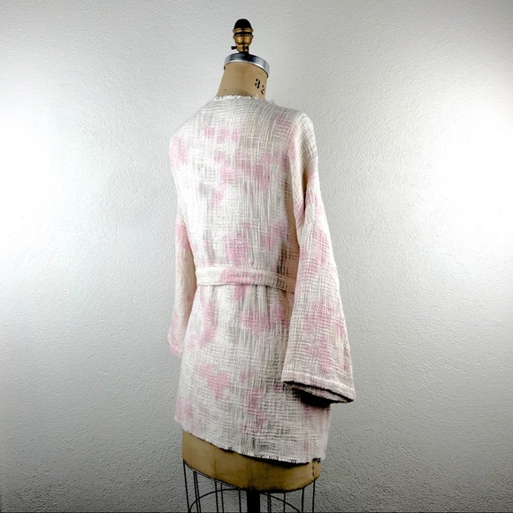 Anthropologie l ALL Beautiful Stories Livia Textured Handmade Tassel Kimono Wrap - Picture 4 of 10